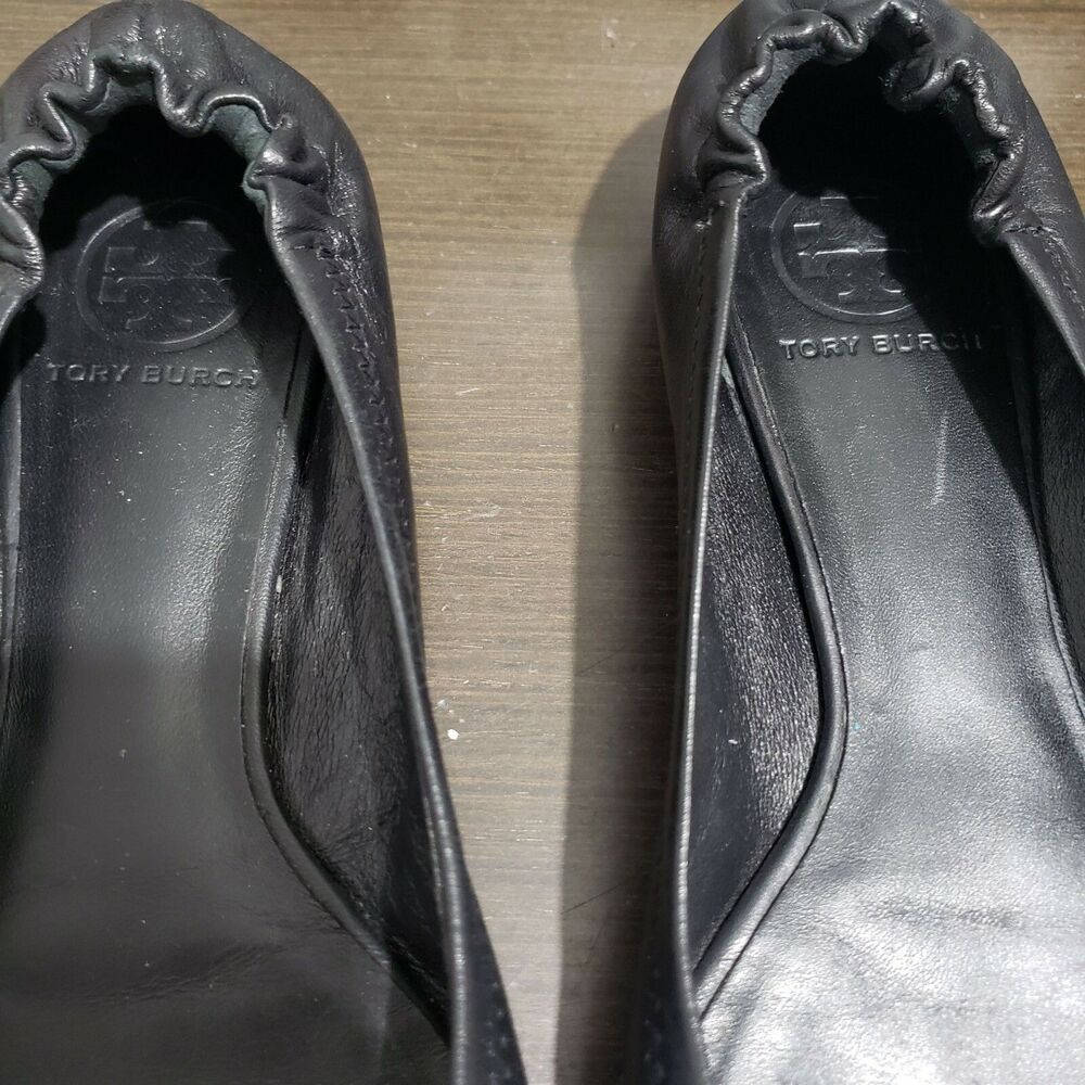 Tory Burch Black Flat Shoes Gold Logo 8M - Picture 6 of 12